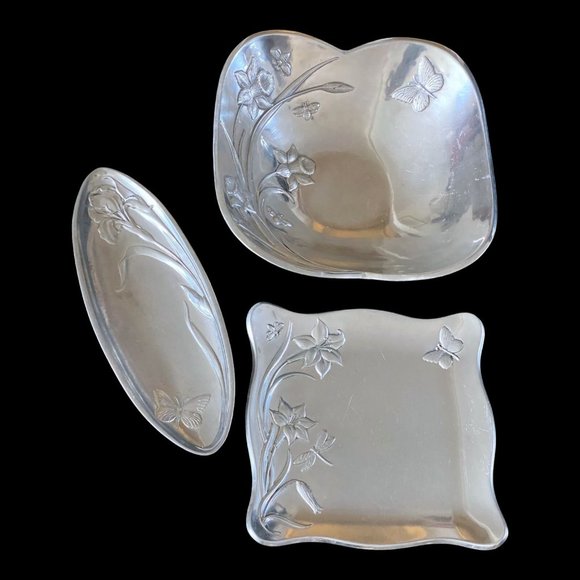 Lenox Vintage 90s Embossed Butterfly Relief Meadow Metal Large 13x13 Tray - Picture 9 of 10